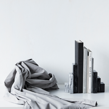 Load image into Gallery viewer, Bookend sculptures