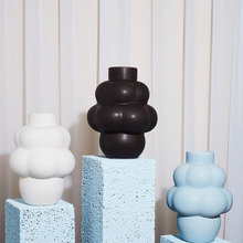 Load image into Gallery viewer, BALLOON VASE 04 - RAW WHITE