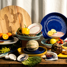 Load image into Gallery viewer, Feast / SERVING PLATE S BLUE SWIRL B