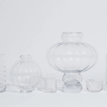Load image into Gallery viewer, BALLOON VASE 01 - BLUE
