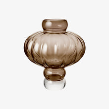 Load image into Gallery viewer, BALLOON VASE 03 - SANDED GREY