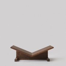 Load image into Gallery viewer, PAGE BOOKSTAND