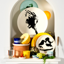 Load image into Gallery viewer, Feast / SERVING PLATE L WHITE ARTICHOKE BLACK
