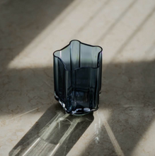 Load image into Gallery viewer, FUNKI VASE ROUNDED - AMBER