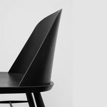 Load image into Gallery viewer, SYNNES CHAIR

