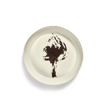 Load image into Gallery viewer, Feast / SERVING PLATE L WHITE ARTICHOKE BLACK

