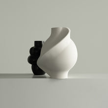 Load image into Gallery viewer, Pirout Vase 01 - Raw White
