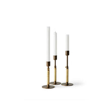 Load image into Gallery viewer, DUCA CANDLE HOLDER
