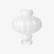 Load image into Gallery viewer, BALLOON VASE 03 - OPAL WHITE
