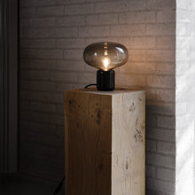 Load image into Gallery viewer, Karl-Johan Table Lamp
