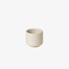 Load image into Gallery viewer, Pisu #02 CUP
