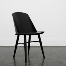 Load image into Gallery viewer, SYNNES CHAIR
