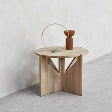 Load image into Gallery viewer, TABLE | OAK
