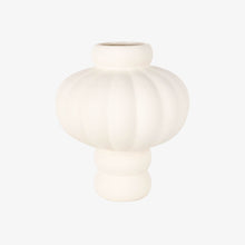 Load image into Gallery viewer, BALLOON VASE 03 - OPAL WHITE
