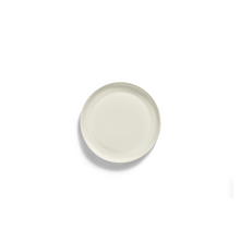 Load image into Gallery viewer, Feast / SERVING PLATE S BLUE SWIRL A
