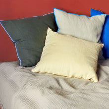 Load image into Gallery viewer, OUTLINE CUSHION, MOSS

