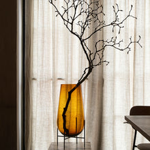 Load image into Gallery viewer, ECHASSE VASE, AMBER
